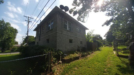 Bonnie and Clyde's Joplin Garage Apartment Hideout